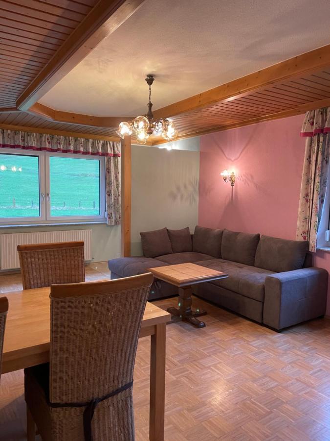 Ferienwohnungen Bianca Hasler - Stallbauer Pusterwald Bagian luar foto
